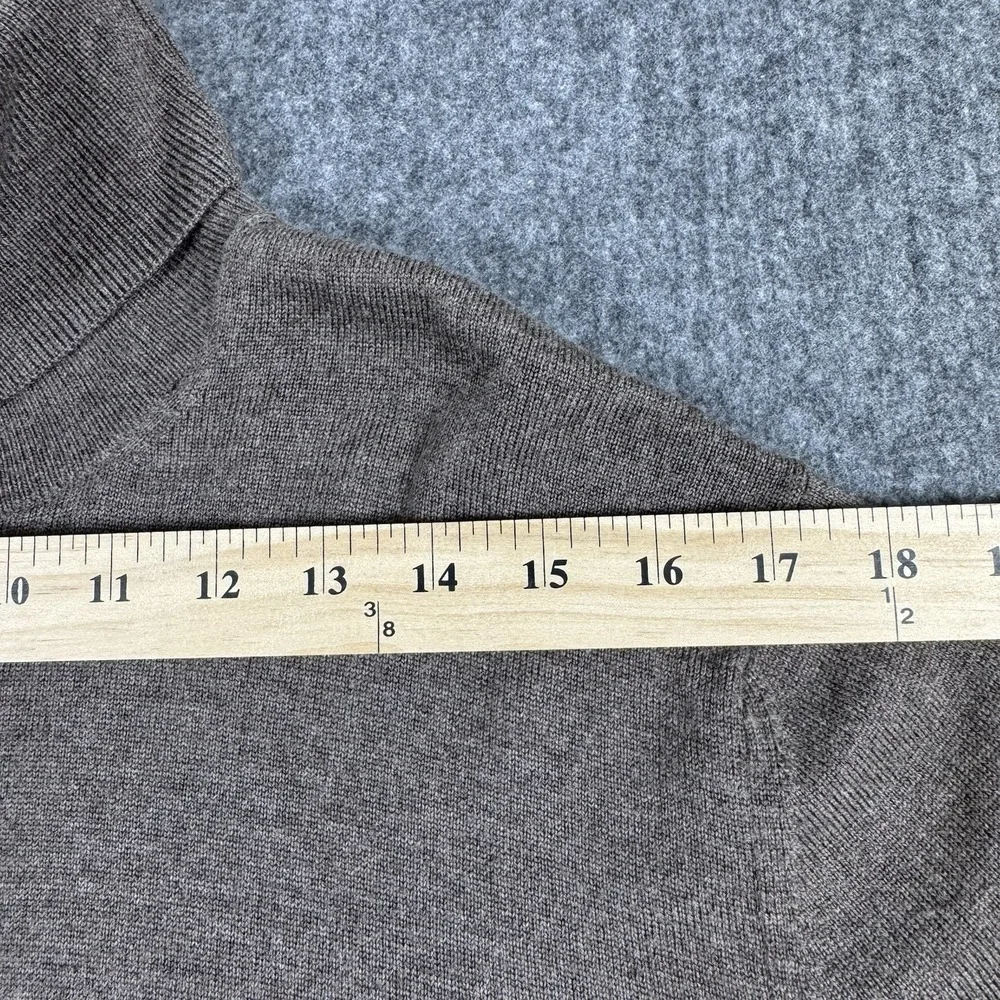 Banana Republic Extra Fine Merino Wool Roll Turtleneck Sweater Men's L Brown
